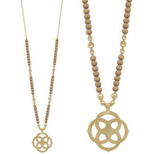 Load image into Gallery viewer, Flower Geometric Pendant Wood Bead Necklace