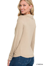 Load image into Gallery viewer, Stretchy Ruched Shirt