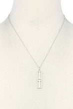 Load image into Gallery viewer, Metal Rectangular Shape Pendant Necklace
