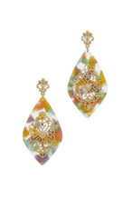 Load image into Gallery viewer, Teardrop Moroccan Pattern Earring
