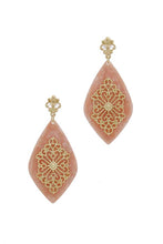 Load image into Gallery viewer, Teardrop Moroccan Pattern Earring
