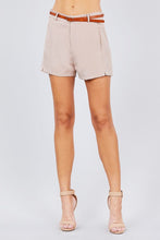 Load image into Gallery viewer, Front Slit Hem W/pocket And Belt Short Pants
