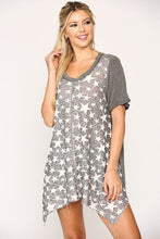 Load image into Gallery viewer, Star Textured Knit Mixed Tunic Top With Shark Bite Hem
