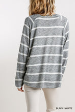 Load image into Gallery viewer, Striped Round Neck Long Sleeve Top
