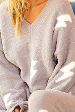 Load image into Gallery viewer, V Neck Contrast Thunder Loose Fit Sweater
