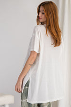 Load image into Gallery viewer, Loose Fit And Boxy Silhouette V Neckline Top
