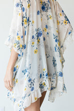 Load image into Gallery viewer, Ruffle Trim Lightweight Stylish Kimono
