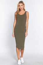 Load image into Gallery viewer, Sleeveless Scoop Neck Rib Midi Dress
