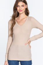 Load image into Gallery viewer, Long Slv V-neck Thermal Top
