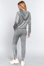 Load image into Gallery viewer, Faux Fur Jacket &amp; Jogger Pants Set
