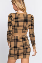 Load image into Gallery viewer, Long Sleeve Check Crop Sweater
