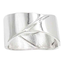 Load image into Gallery viewer, Metal Hinge Bracelet
