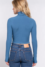 Load image into Gallery viewer, Long Slv Turtle Neck Rib Crop Knit Top
