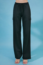 Load image into Gallery viewer, Linen Straight Leg Cargo Pants
