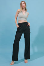 Load image into Gallery viewer, Linen Straight Leg Cargo Pants
