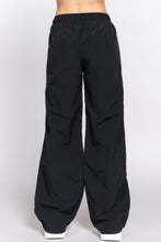 Load image into Gallery viewer, Waist Elastic Parachute Pants
