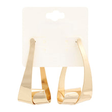 Load image into Gallery viewer, Triangle Loop Metal Dangle Earring
